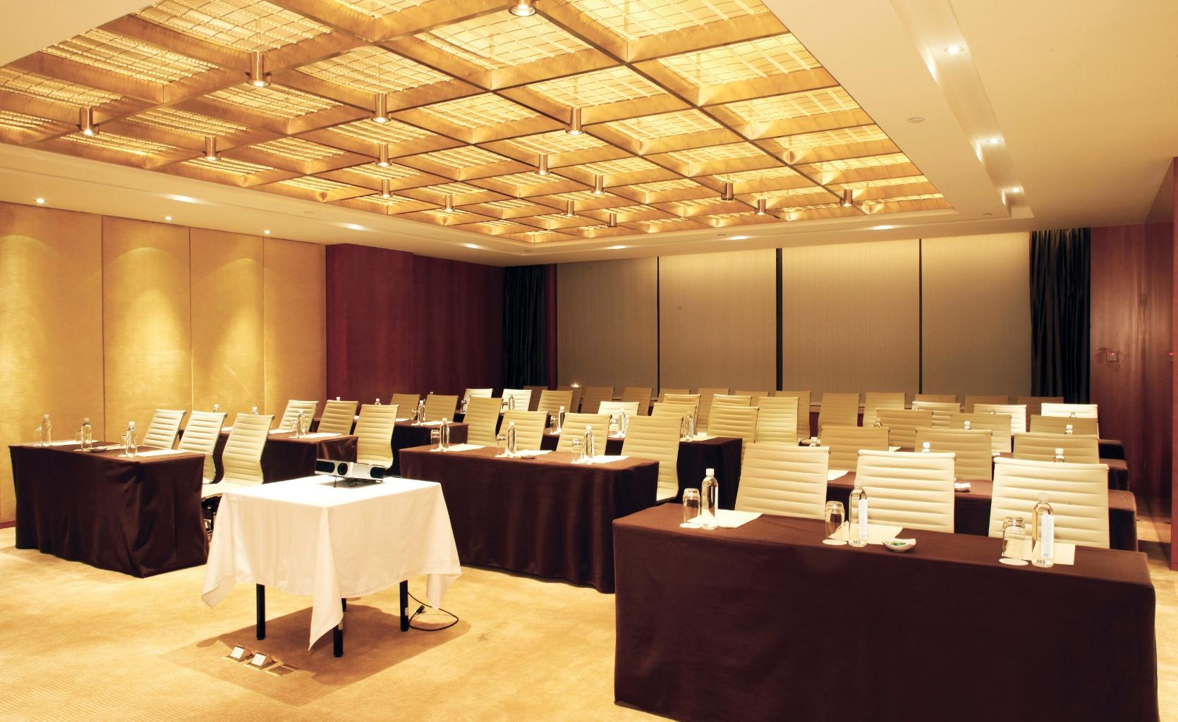 Hilton Shanghai City Center -Steps From Iconic Landmarks Wukang Mansion And Jing'An Temple Zewnętrze zdjęcie