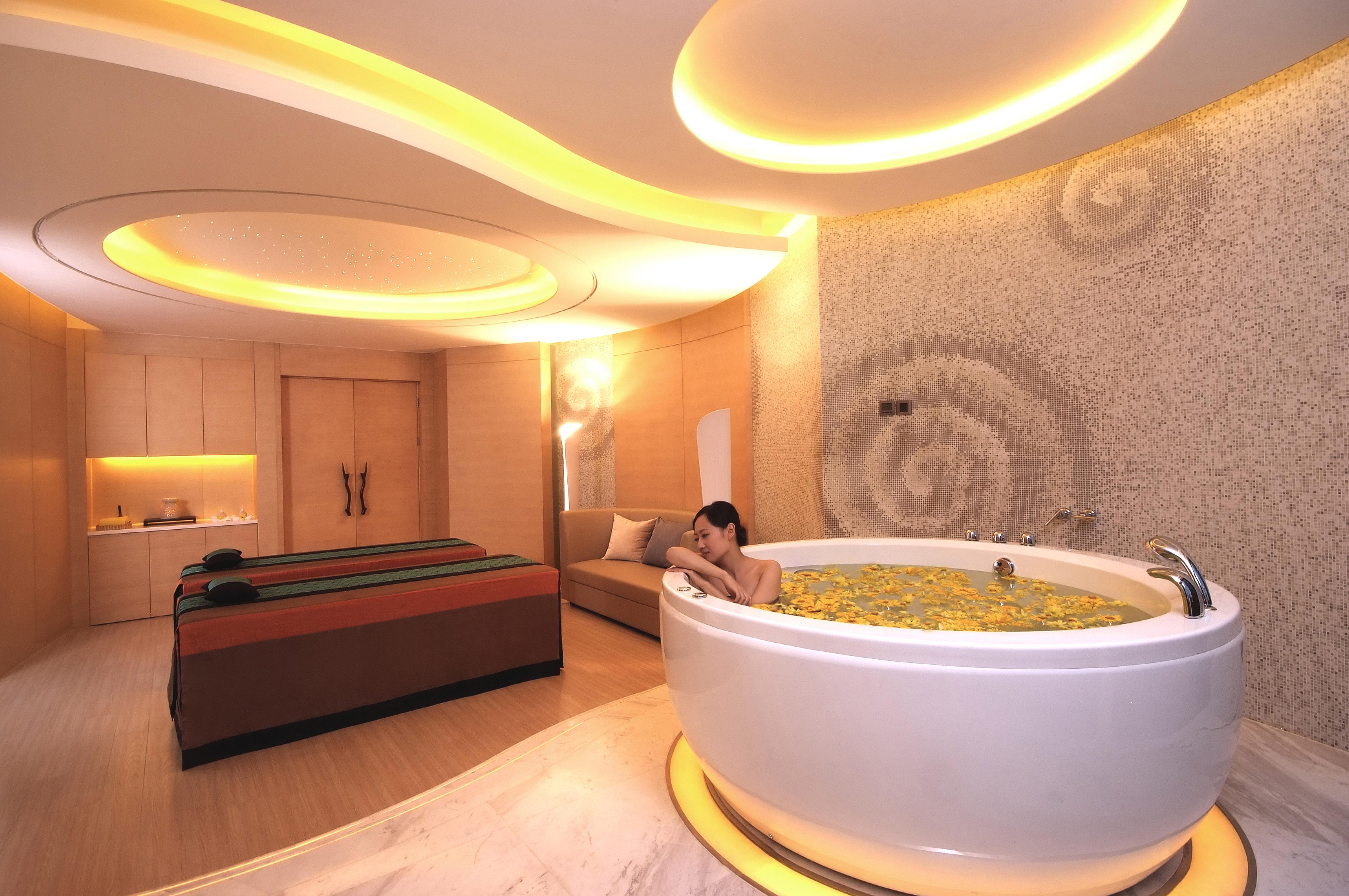 Hilton Shanghai City Center -Steps From Iconic Landmarks Wukang Mansion And Jing'An Temple Zewnętrze zdjęcie
