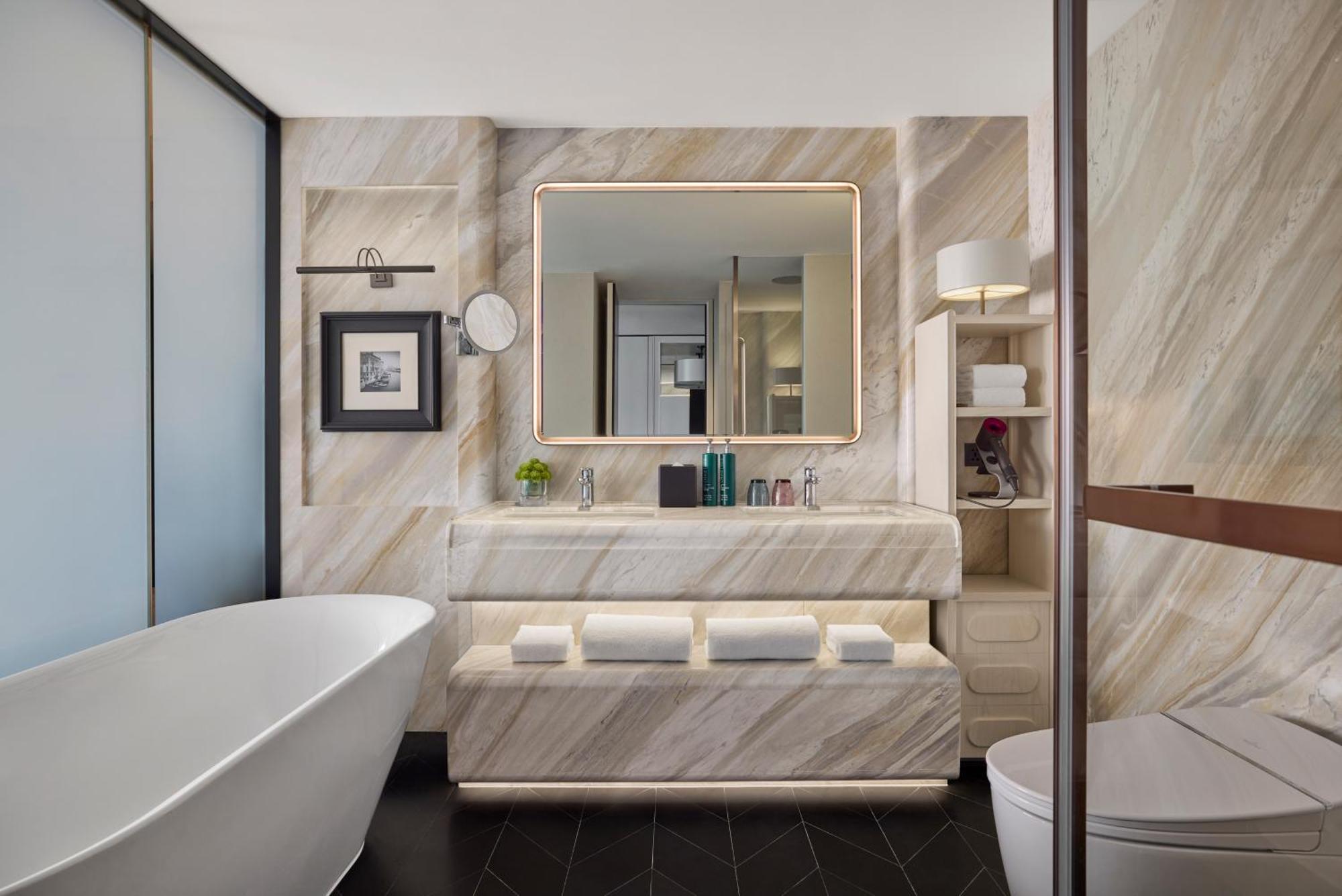 Hilton Shanghai City Center -Steps From Iconic Landmarks Wukang Mansion And Jing'An Temple Zewnętrze zdjęcie