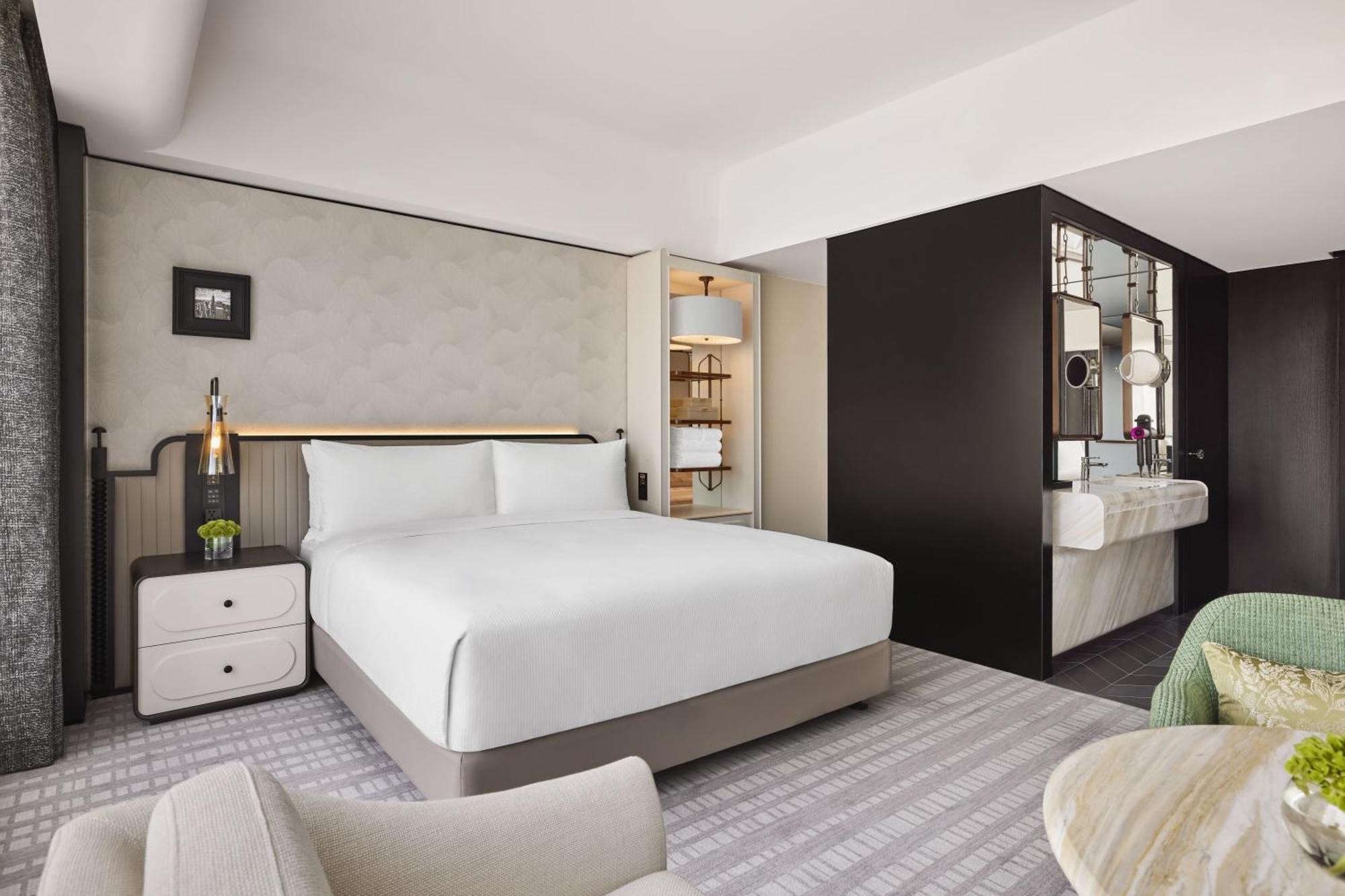 Hilton Shanghai City Center -Steps From Iconic Landmarks Wukang Mansion And Jing'An Temple Zewnętrze zdjęcie